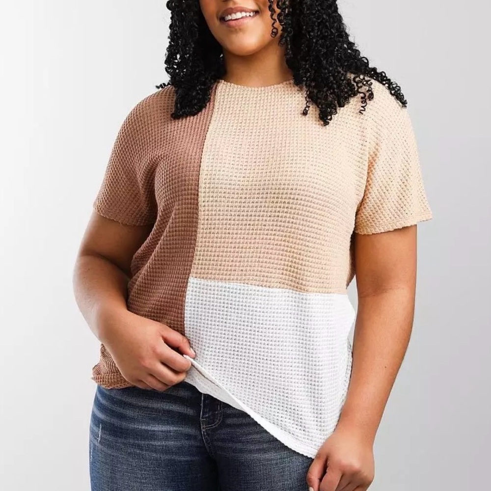BKE Colorblock Waffle Knit T-Shirt Top In Beige Brown and White Medium Women's - Picture 1 of 5